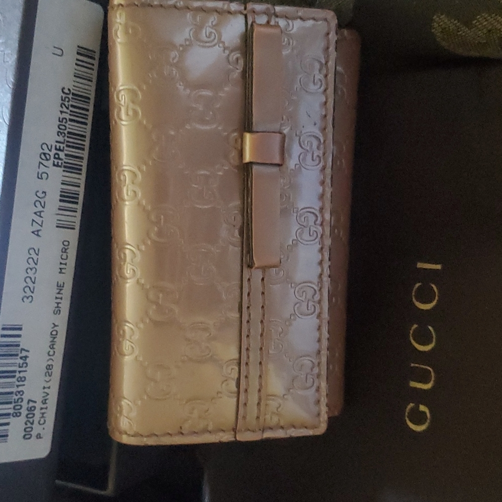 Gucci rare never used boxed bagged tagged gorgeous gold leather ✨️ boxed code ♥️ - Picture 3 of 13